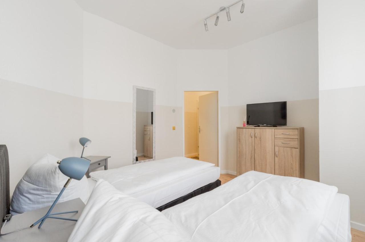 Big Fancy Apartments City Center Berlin Exterior photo