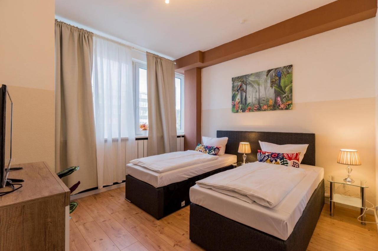 Big Fancy Apartments City Center Berlin Exterior photo